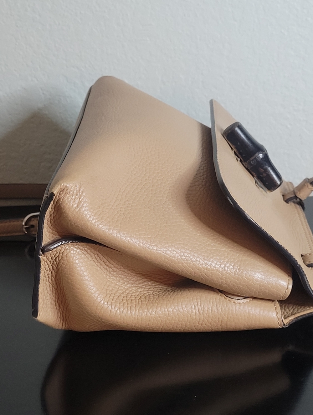 Gucci Medium Bamboo Daily Satchel - Picture 10 of 15